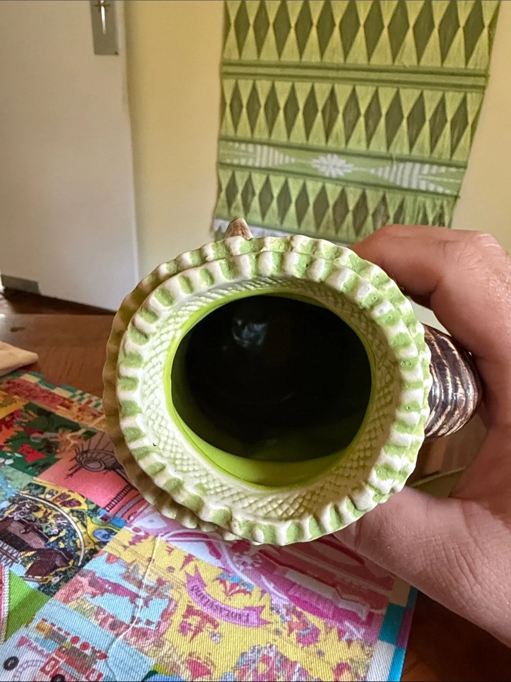 Tikiland Trading - Tiki Tony Sunbathing Bertha Tiki Mug